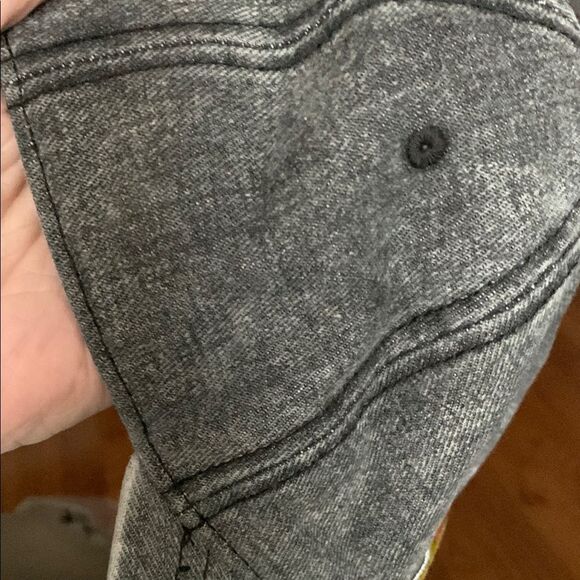 Pokémon Pikachu Patch 2017 Cap - Picture 9 of 9